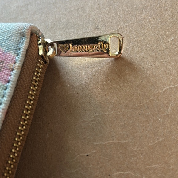 NWOT Disney Stitch Loungefly pastel wallet RARE zip around - Picture 9 of 16